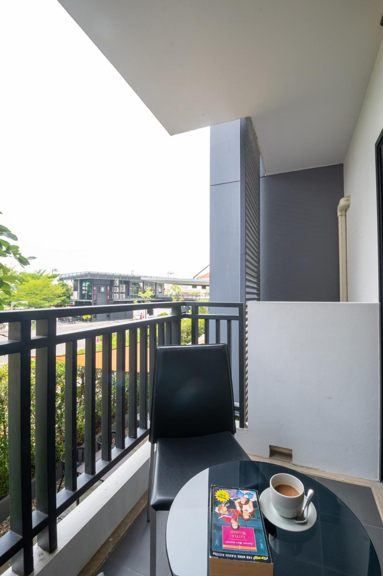 We Grand Ever 9 Nakhon Ratchasima Exterior photo